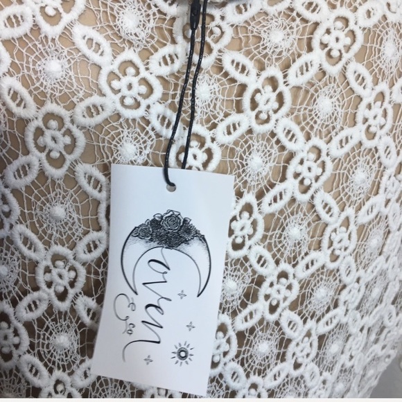 Coven & Co. White Cotton Lace Kimono/Robe - Picture 14 of 16